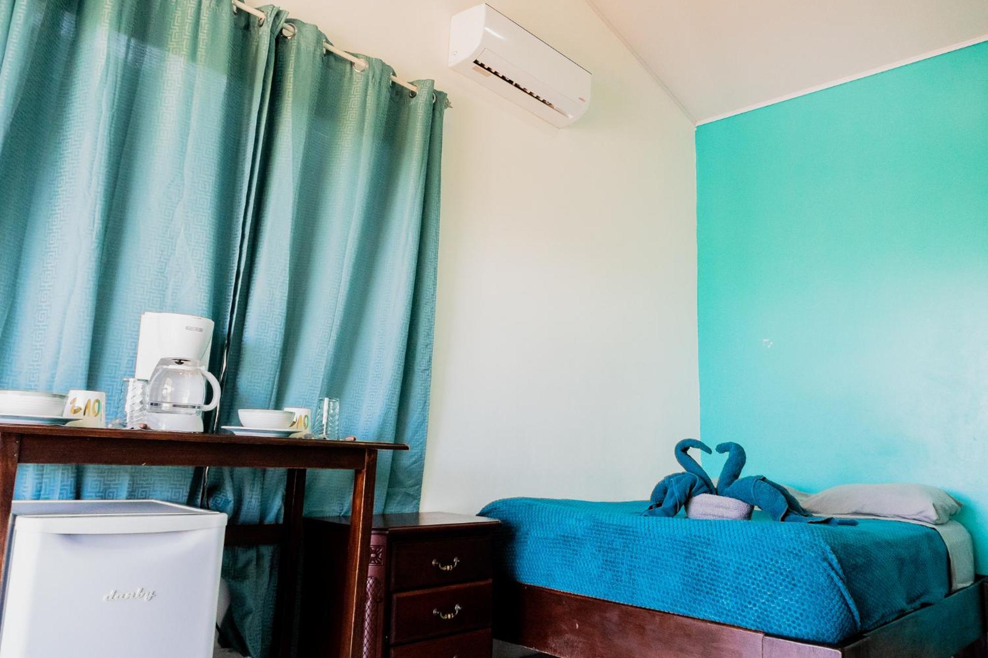 Ocean'S Breeze Apartment And Rooms Puerto Viejo de Talamanca 외부 사진