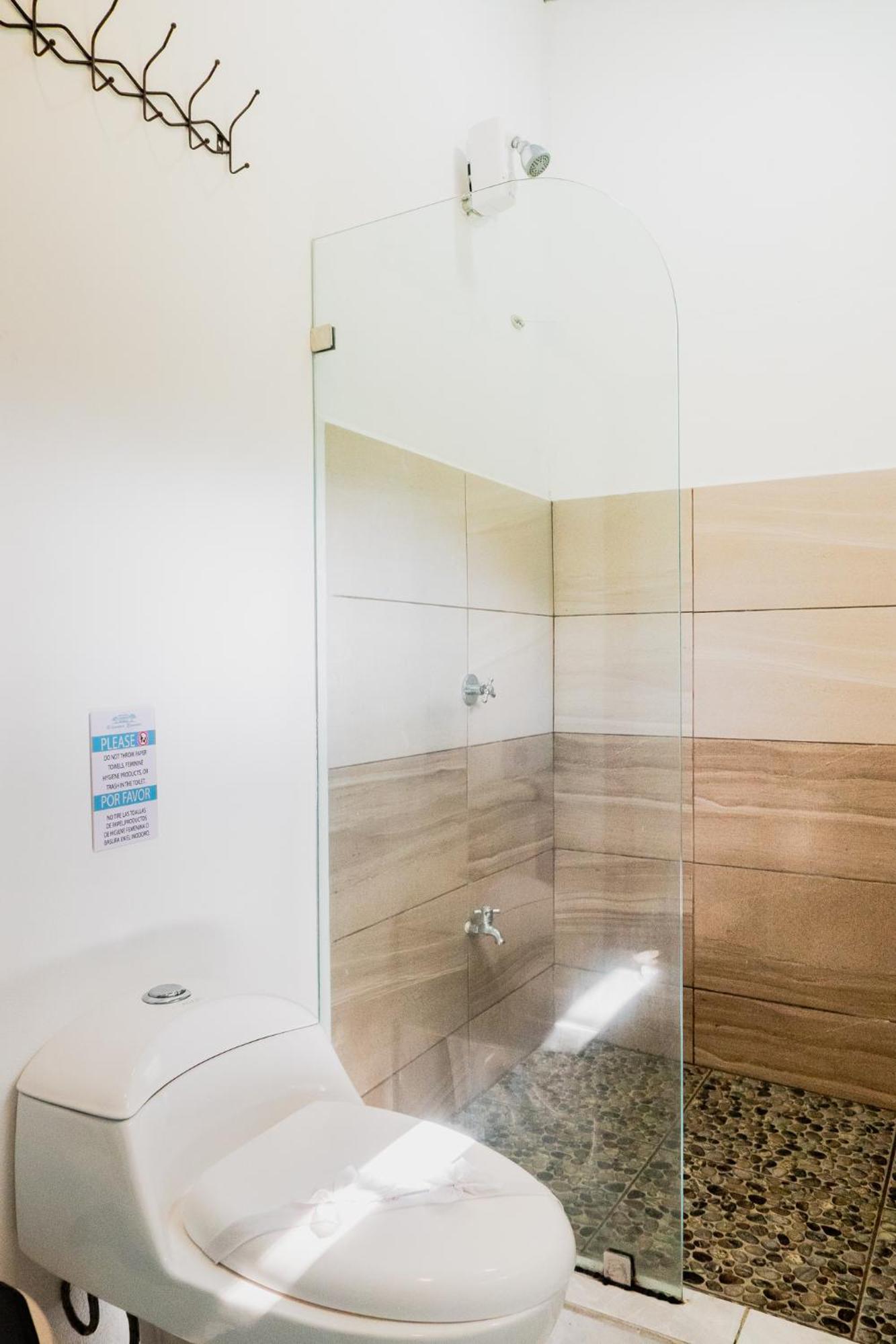 Ocean'S Breeze Apartment And Rooms Puerto Viejo de Talamanca 외부 사진